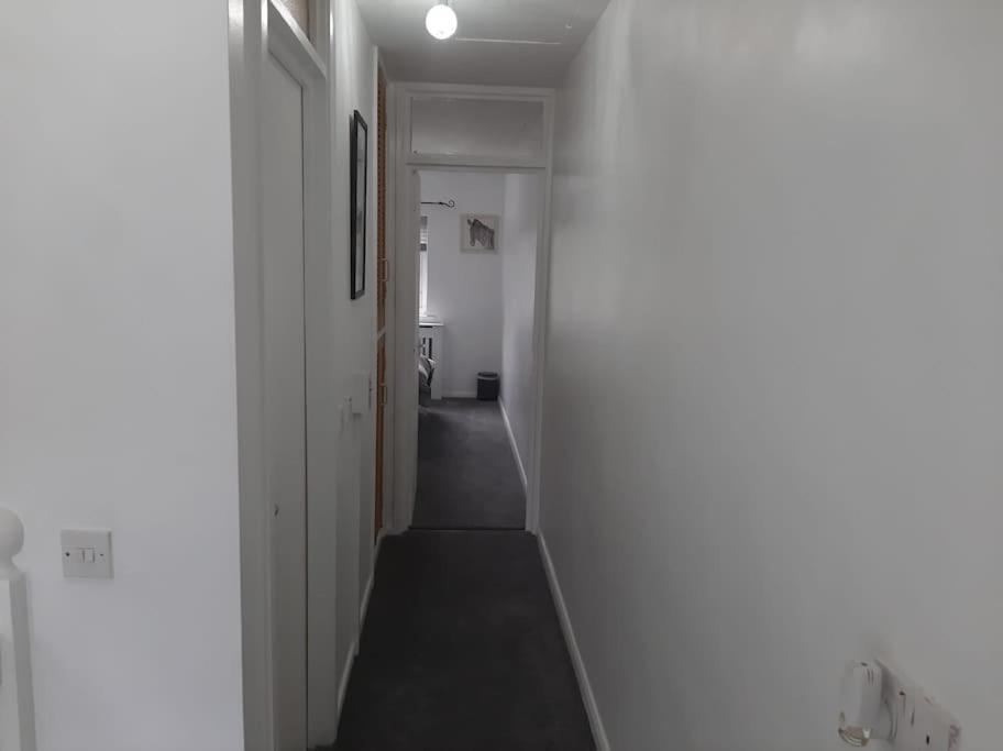 Entire Rental, Easy Reach To Etihad Stadium Manchester Ngoại thất bức ảnh